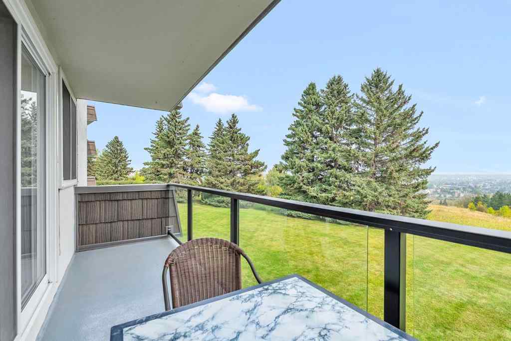 MLS® A2256168 - Unit #102 516 Cedar Crescent SW in Spruce Cliff Calgary, Residential