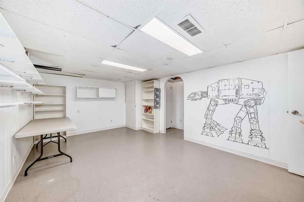 MLS® A2256174 - 2028 32 Avenue SW in South Calgary Calgary, Residential