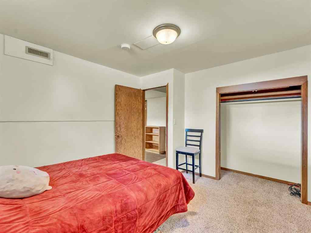 MLS® A2256175 - 1702 15 Avenue SE in Crestwood-Norwood Medicine Hat, Residential
