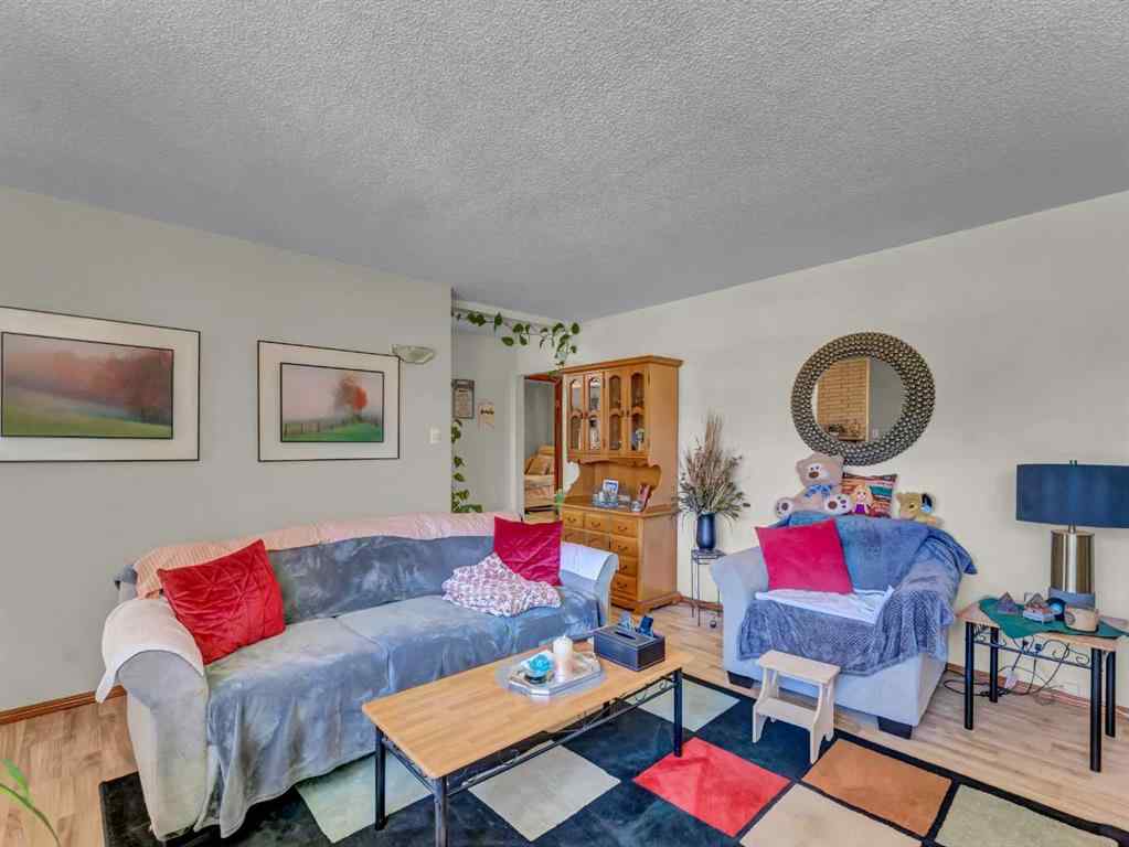 MLS® A2256175 - 1702 15 Avenue SE in Crestwood-Norwood Medicine Hat, Residential