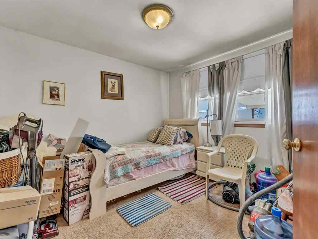 MLS® A2256175 - 1702 15 Avenue SE in Crestwood-Norwood Medicine Hat, Residential