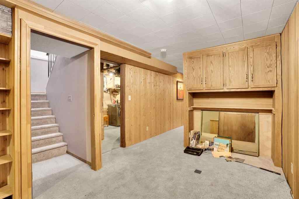 MLS® A2256176 - 7915 Ranchview Drive NW in Ranchlands Calgary, Residential