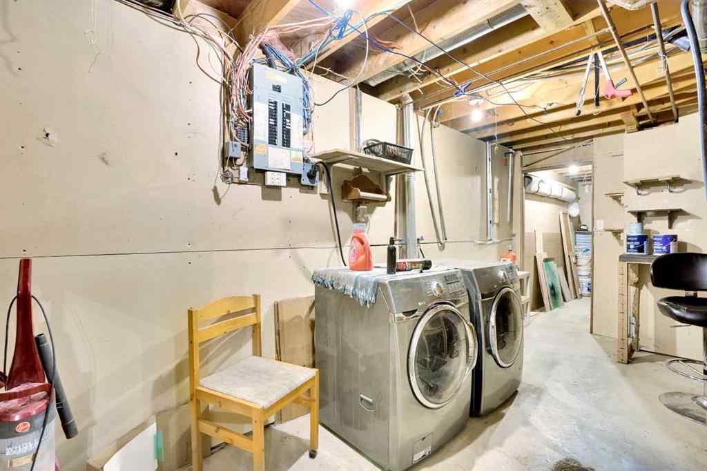 MLS® A2256176 - 7915 Ranchview Drive NW in Ranchlands Calgary, Residential