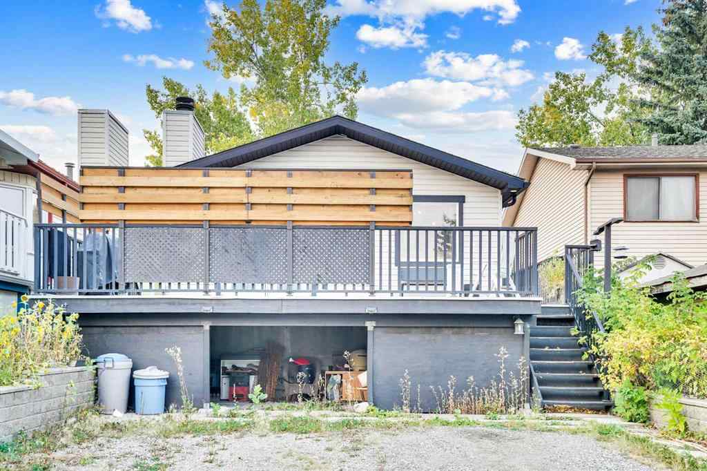 MLS® A2256176 - 7915 Ranchview Drive NW in Ranchlands Calgary, Residential