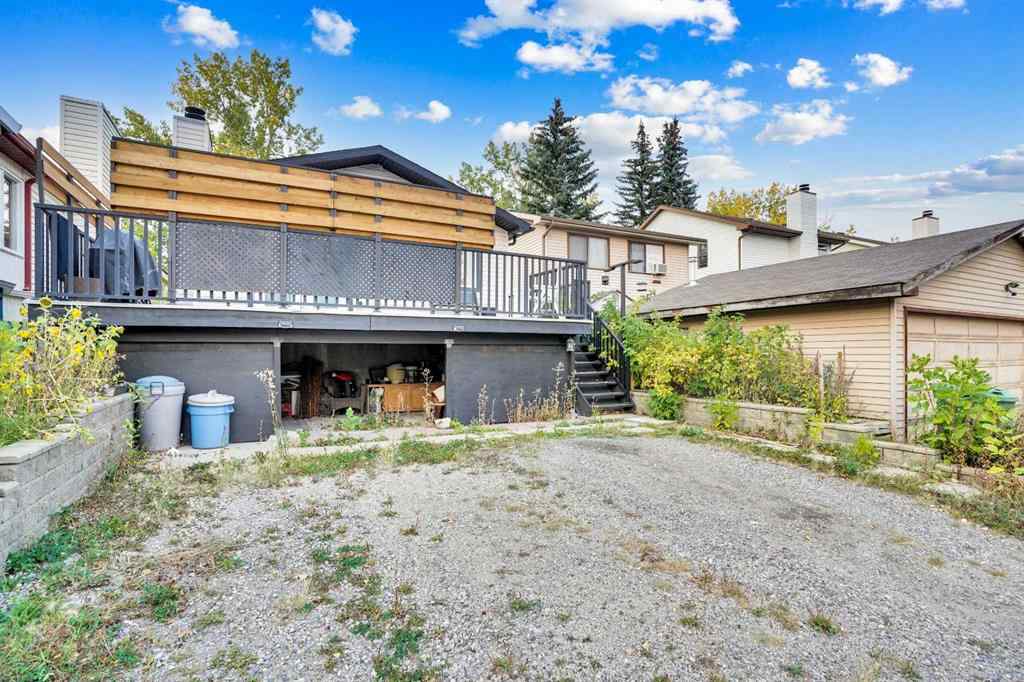 MLS® A2256176 - 7915 Ranchview Drive NW in Ranchlands Calgary, Residential