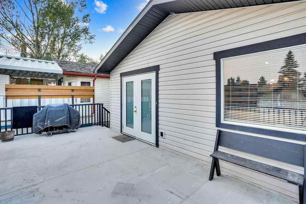 MLS® A2256176 - 7915 Ranchview Drive NW in Ranchlands Calgary, Residential