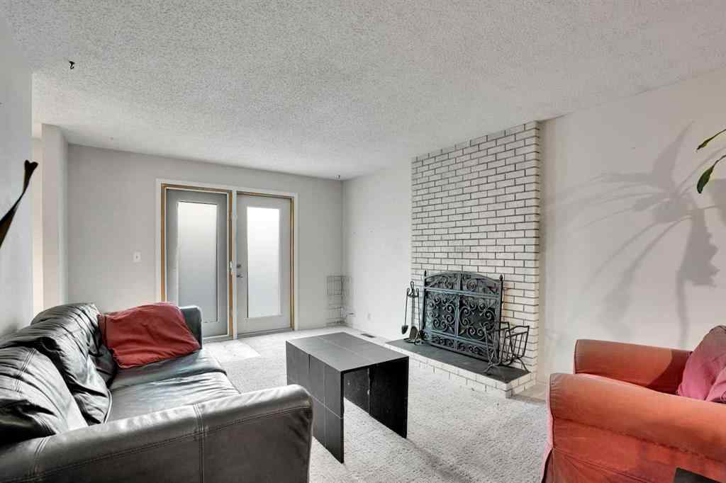 MLS® A2256176 - 7915 Ranchview Drive NW in Ranchlands Calgary, Residential