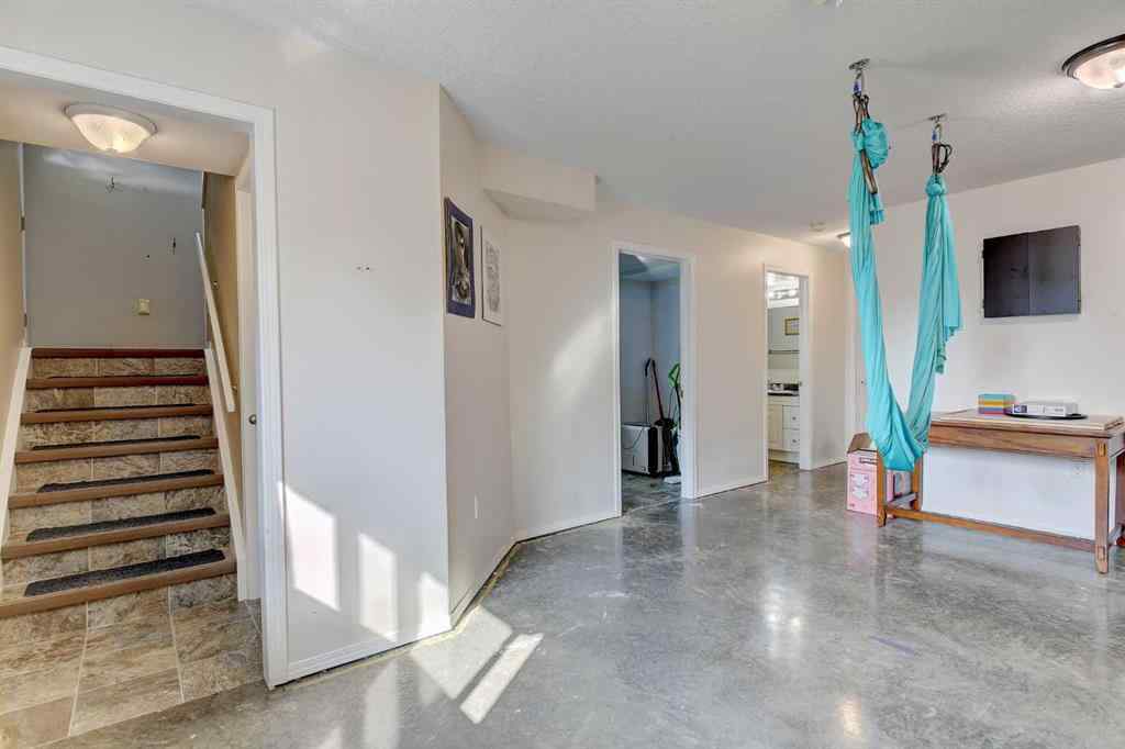 MLS® A2256177 - 9762 71 Avenue  in South Patterson Place Grande Prairie, Residential