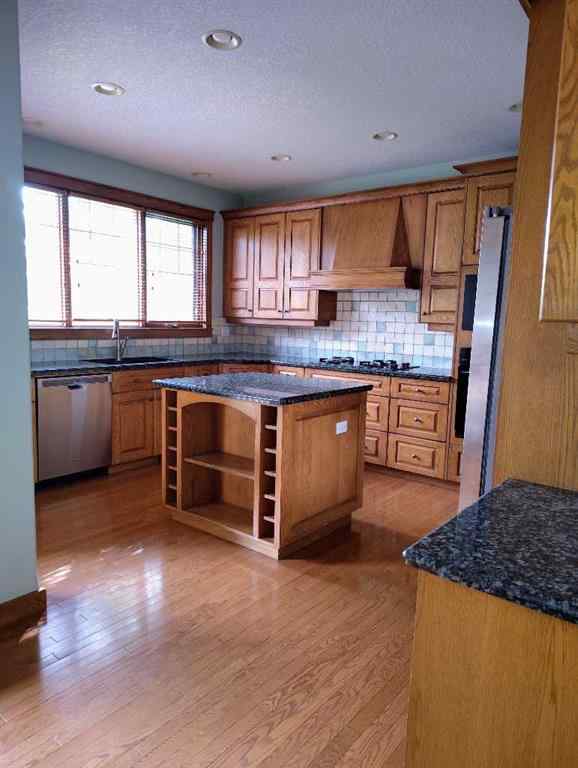 MLS® A2256182 - 85 Tusslewood Heights NW in Tuscany Calgary, Residential