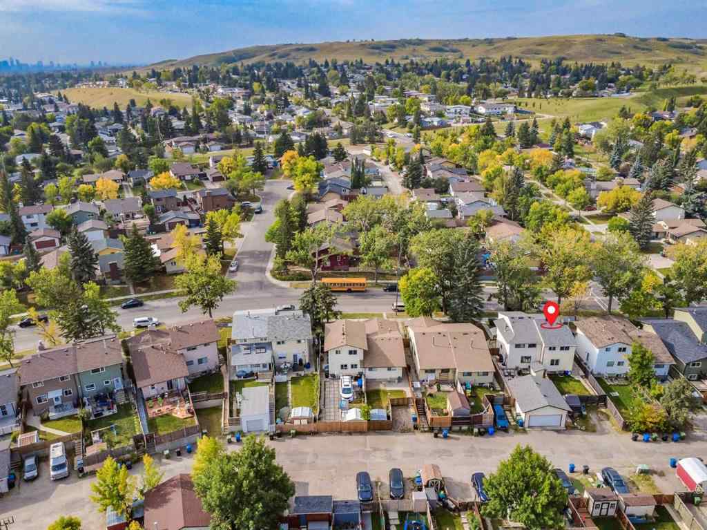 MLS® A2256185 - 1028 Berkley Drive NW in Beddington Heights Calgary, Residential