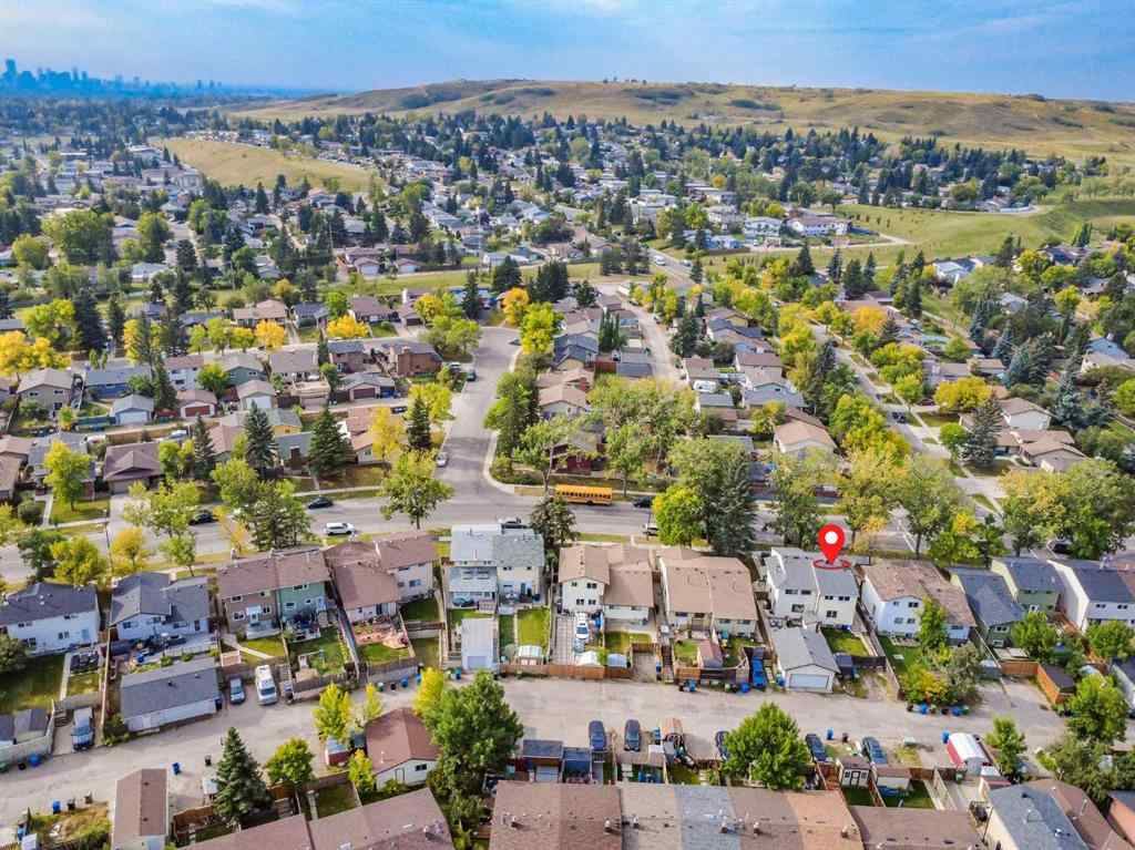 MLS® A2256185 - 1028 Berkley Drive NW in Beddington Heights Calgary, Residential