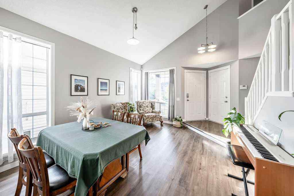MLS® A2256186 - 366 Citadel Drive NW in Citadel Calgary, Residential
