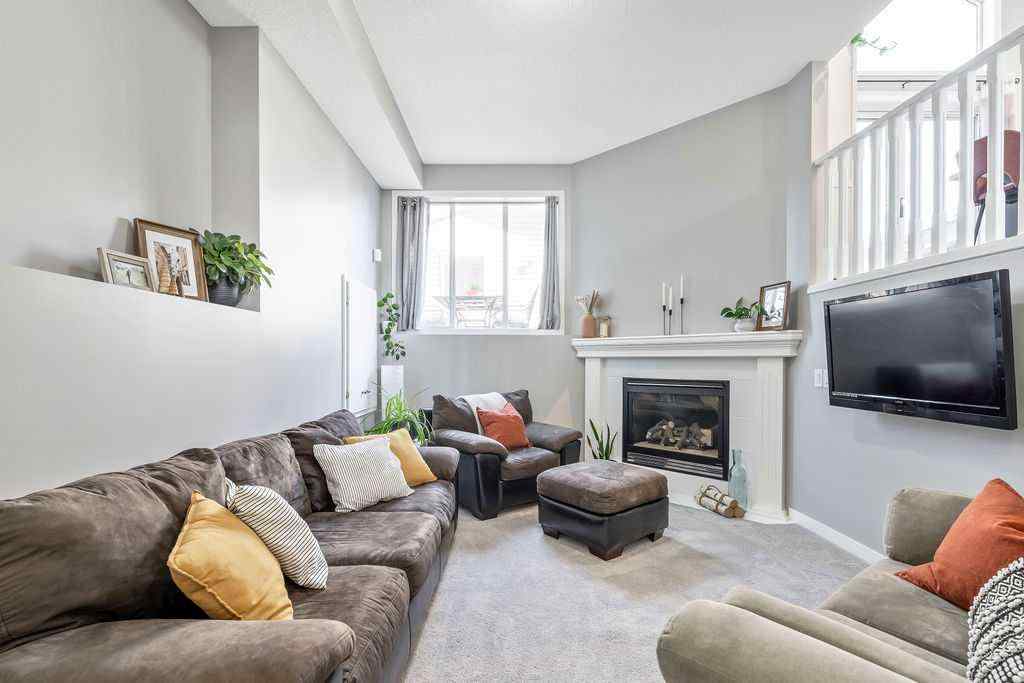 MLS® A2256186 - 366 Citadel Drive NW in Citadel Calgary, Residential