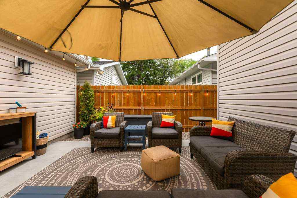 MLS® A2256190 - 9919 Walrond Road SE in Willow Park Calgary, Residential