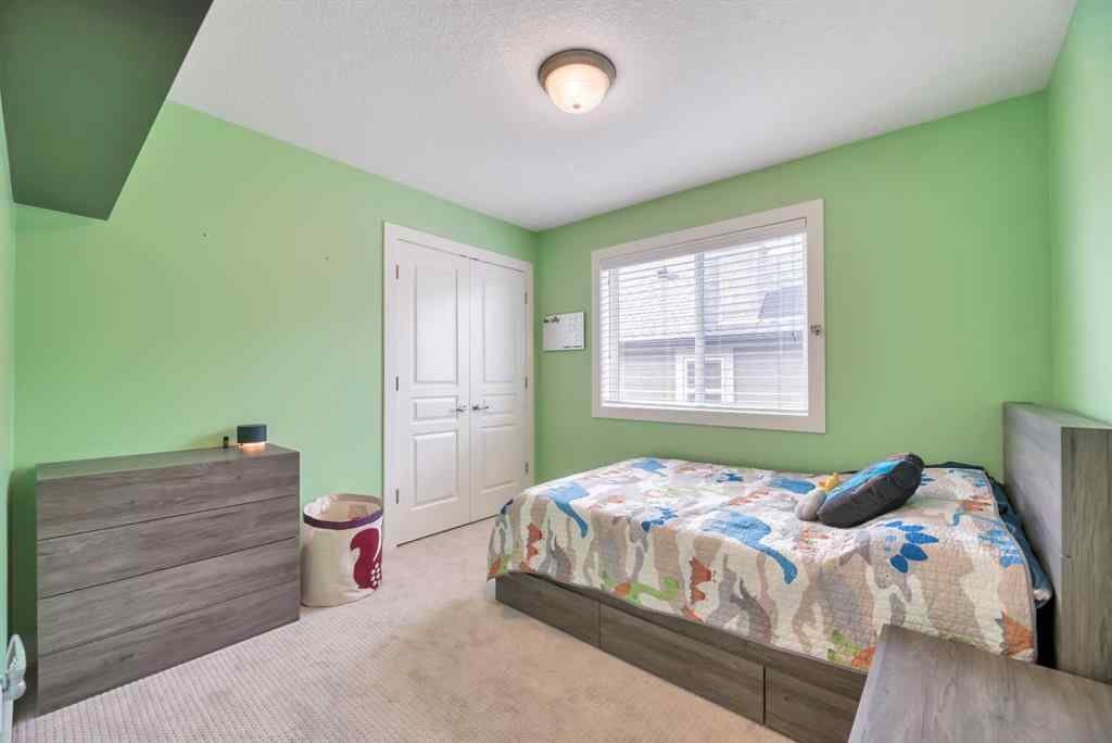MLS® A2256191 - 39 Crestridge Way SW in Crestmont Calgary, Residential