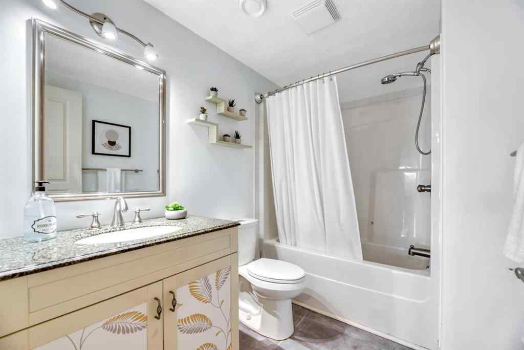 MLS® A2256191 - 39 Crestridge Way SW in Crestmont Calgary, Residential