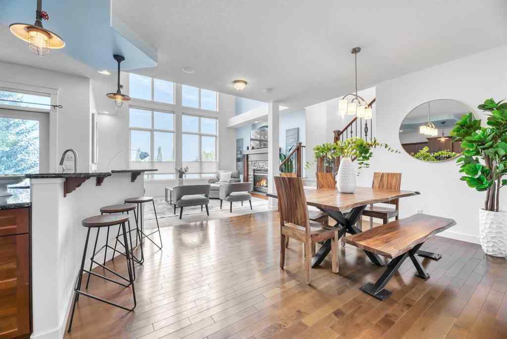 MLS® A2256191 - 39 Crestridge Way SW in Crestmont Calgary, Residential