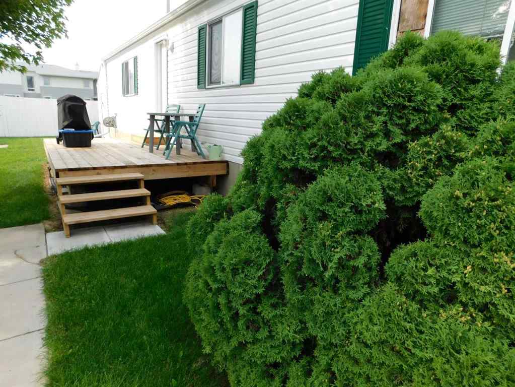 MLS® A2256192 - 19 Meadow Lake Gate  in Meadow Lake Brooks, Residential