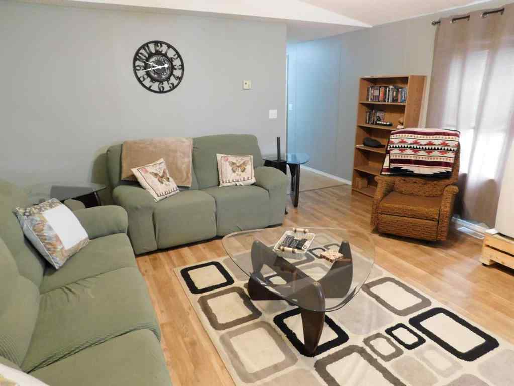 MLS® A2256192 - 19 Meadow Lake Gate  in Meadow Lake Brooks, Residential