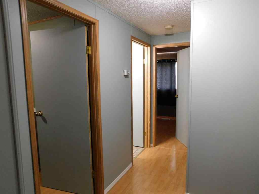 MLS® A2256192 - 19 Meadow Lake Gate  in Meadow Lake Brooks, Residential