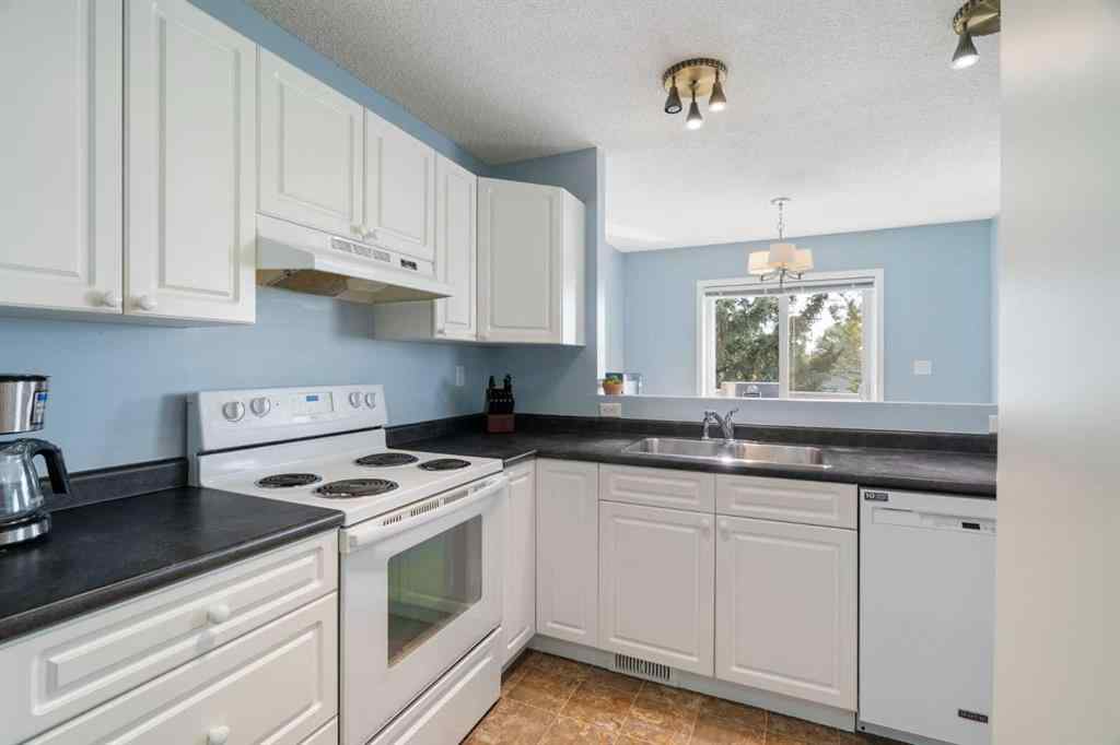 MLS® A2256193 - 341 Sibbald Street  in East End Cochrane, Residential