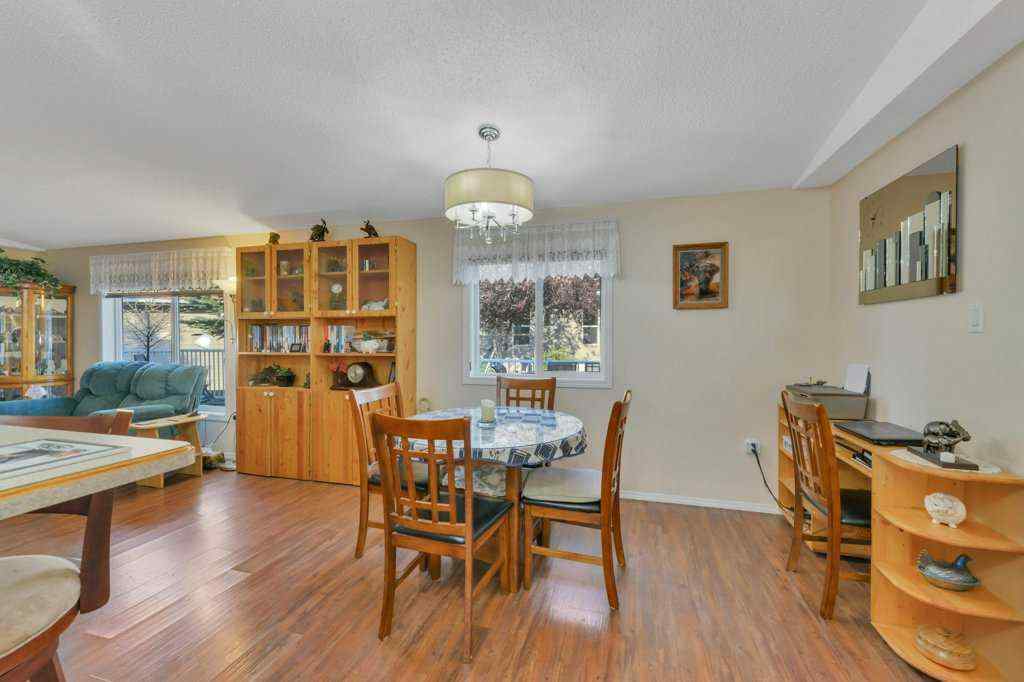 MLS® A2256194 - 2150 Danielle Drive  in Davenport Red Deer, Mobile
