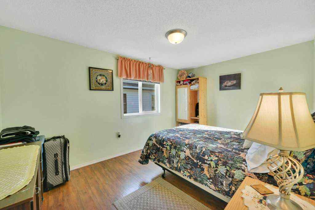 MLS® A2256194 - 2150 Danielle Drive  in Davenport Red Deer, Mobile