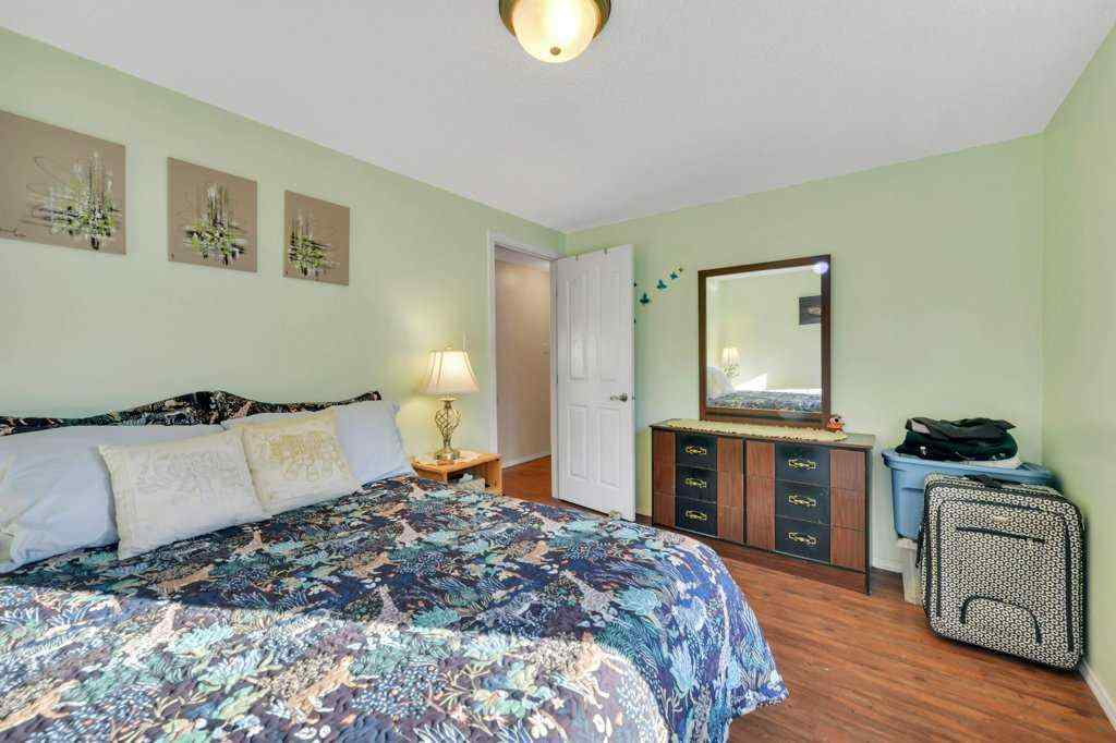 MLS® A2256194 - 2150 Danielle Drive  in Davenport Red Deer, Mobile