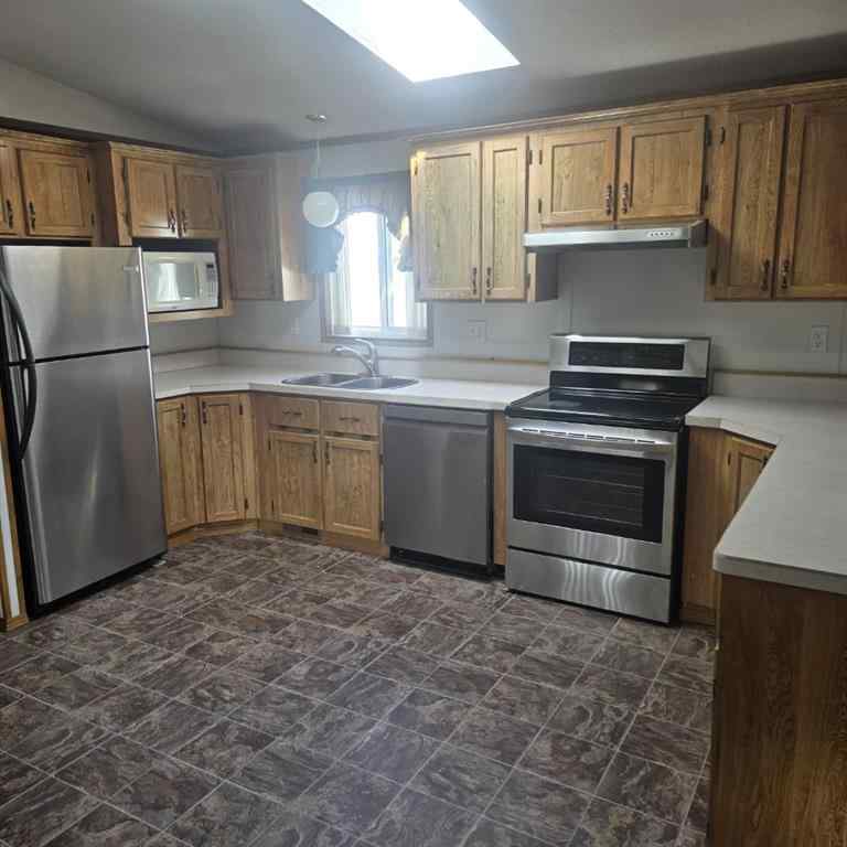 MLS® A2256196 - 4824 52 Street  in NONE Lougheed, Residential