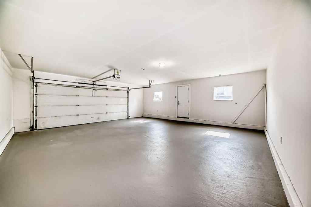 MLS® A2256197 - 2412 17 Avenue SW in Scarboro/Sunalta West Calgary, Residential