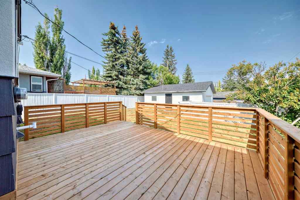 MLS® A2256197 - 2412 17 Avenue SW in Scarboro/Sunalta West Calgary, Residential