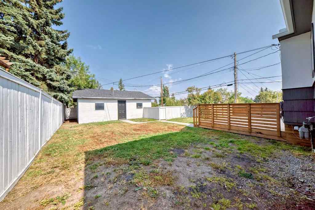 MLS® A2256197 - 2412 17 Avenue SW in Scarboro/Sunalta West Calgary, Residential