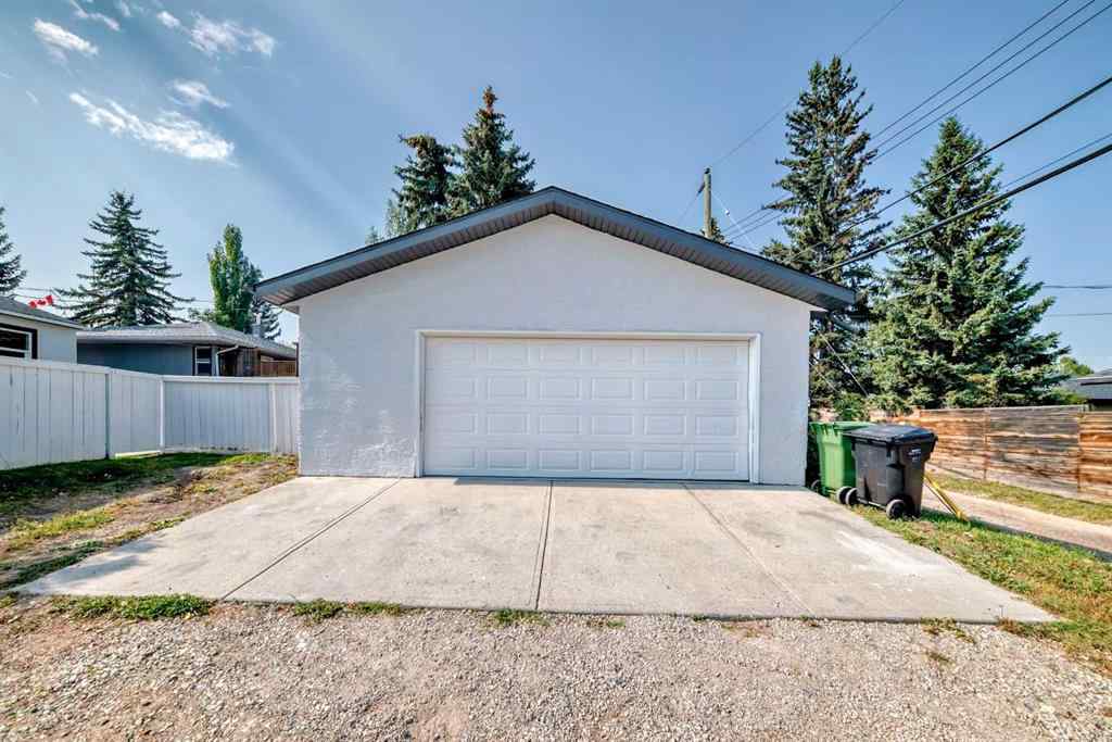 MLS® A2256197 - 2412 17 Avenue SW in Scarboro/Sunalta West Calgary, Residential