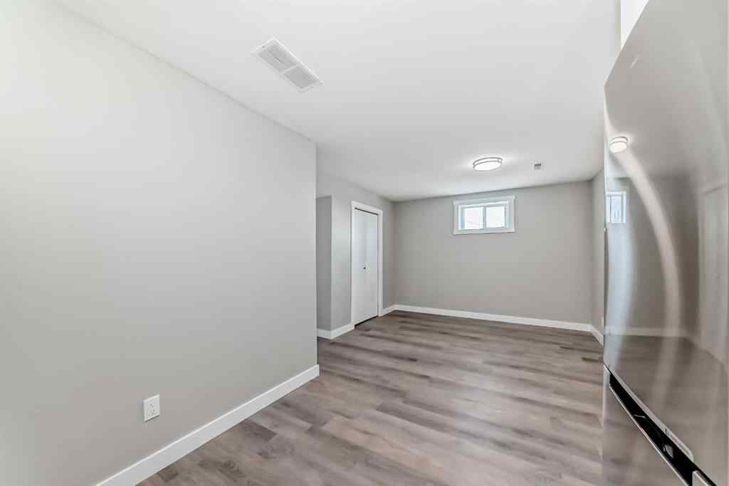 MLS® A2256197 - 2412 17 Avenue SW in Scarboro/Sunalta West Calgary, Residential