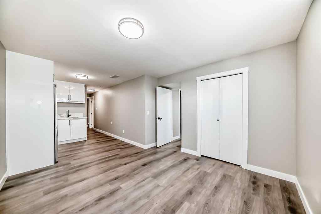 MLS® A2256197 - 2412 17 Avenue SW in Scarboro/Sunalta West Calgary, Residential