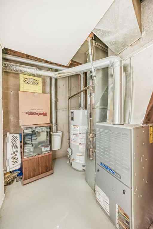 MLS® A2256198 - 554 Whitehill Place NE in Whitehorn Calgary, Residential