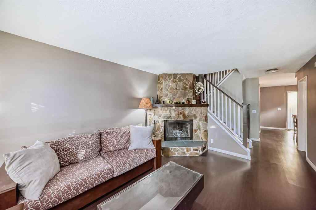 MLS® A2256198 - 554 Whitehill Place NE in Whitehorn Calgary, Residential