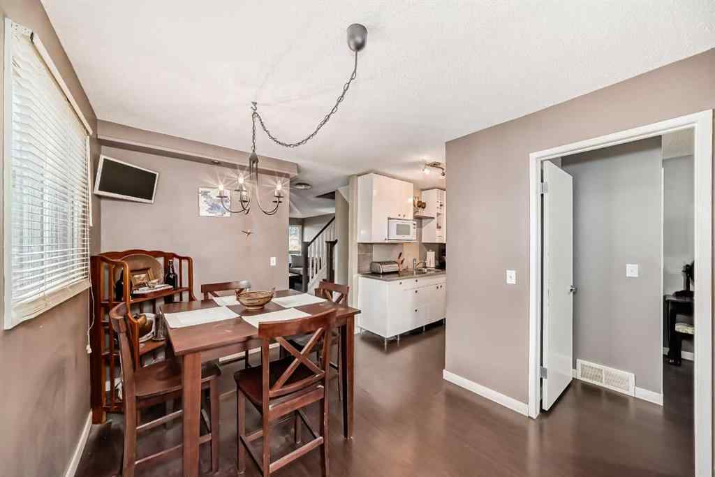 MLS® A2256198 - 554 Whitehill Place NE in Whitehorn Calgary, Residential