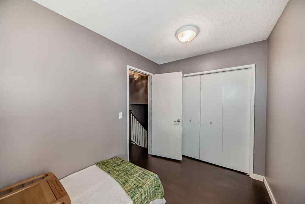 MLS® A2256198 - 554 Whitehill Place NE in Whitehorn Calgary, Residential