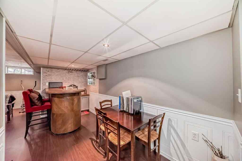 MLS® A2256198 - 554 Whitehill Place NE in Whitehorn Calgary, Residential