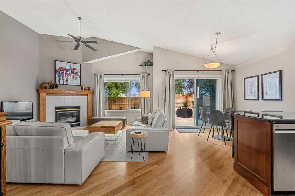 MLS® A2256199 - 13015 Bonaventure Drive SE in Lake Bonavista Calgary, Residential