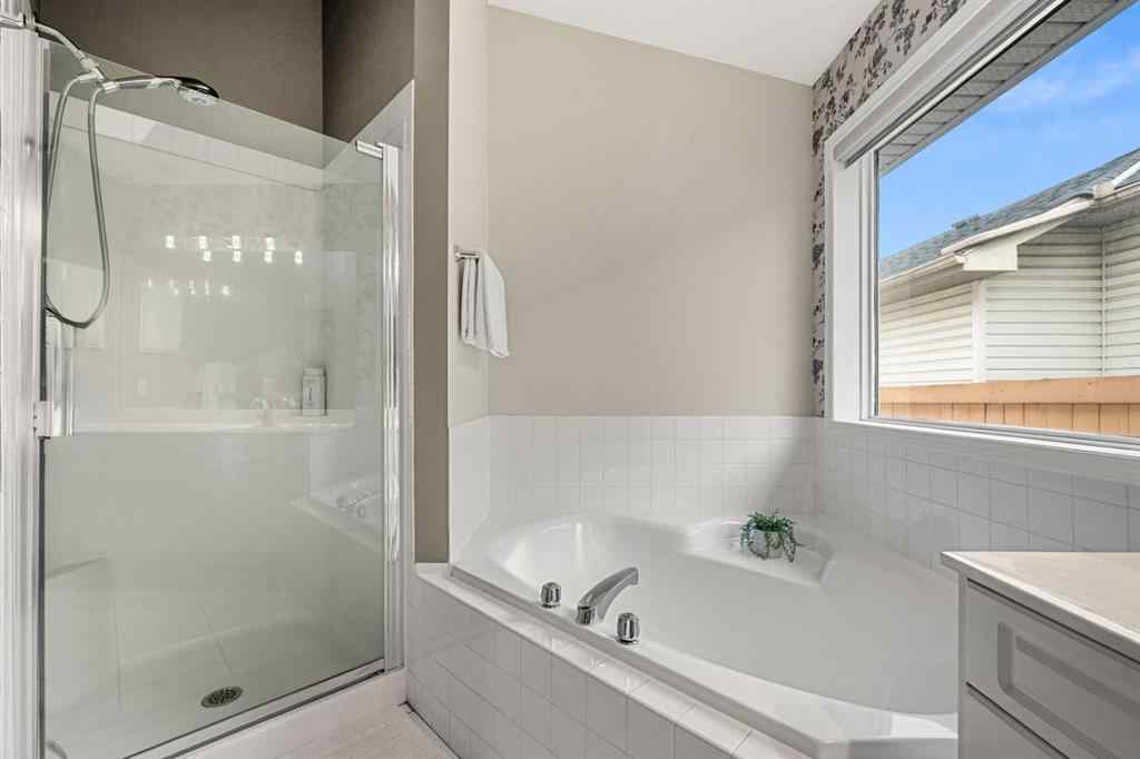 MLS® A2256199 - 13015 Bonaventure Drive SE in Lake Bonavista Calgary, Residential