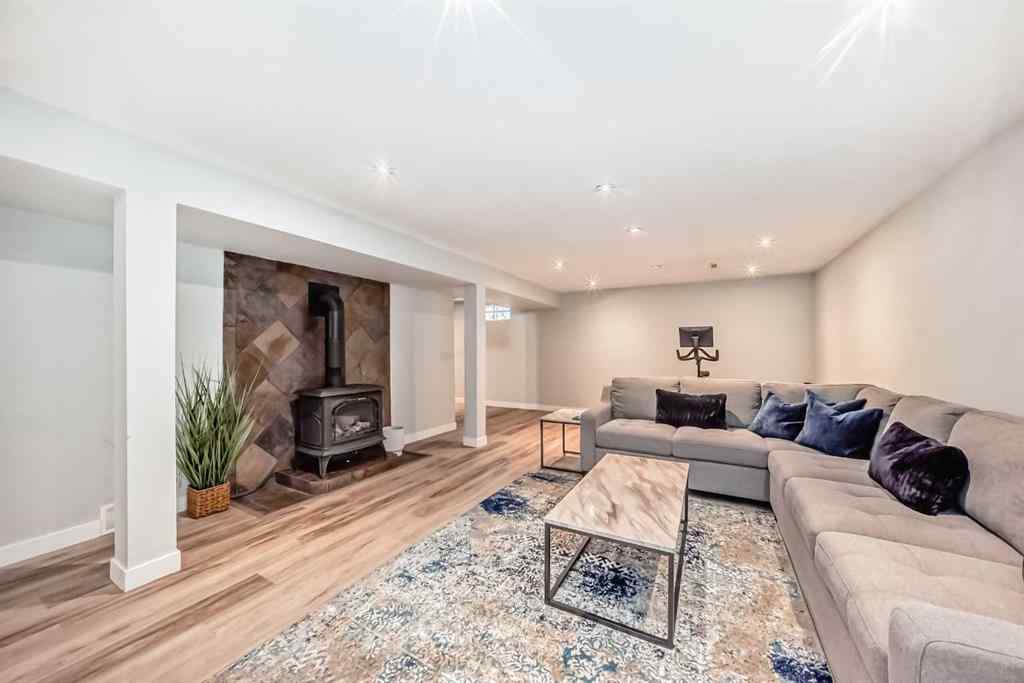 MLS® A2256200 - 424 Rundlehill Way NE in Rundle Calgary, Residential