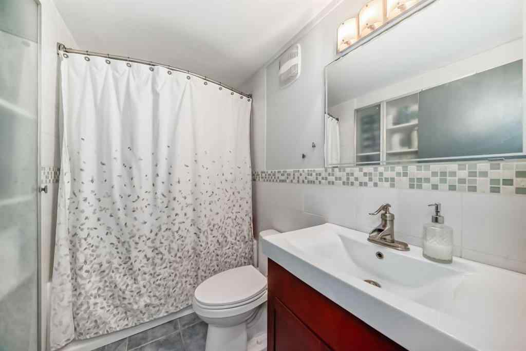 MLS® A2256200 - 424 Rundlehill Way NE in Rundle Calgary, Residential