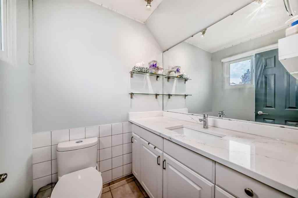 MLS® A2256200 - 424 Rundlehill Way NE in Rundle Calgary, Residential