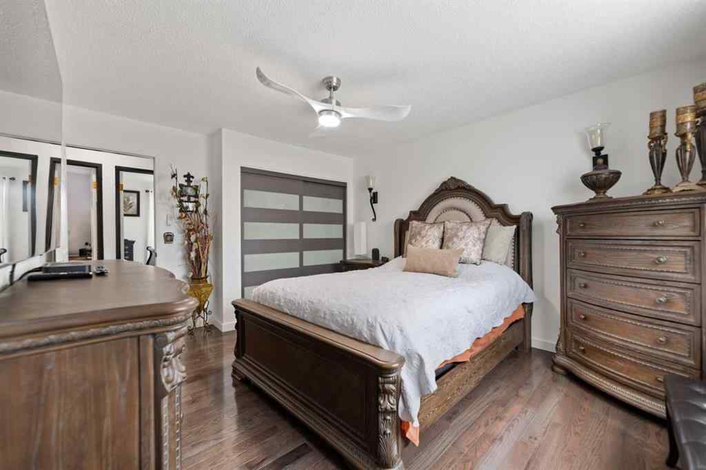 MLS® A2256201 - 6024 28 Avenue NE in Pineridge Calgary, Residential