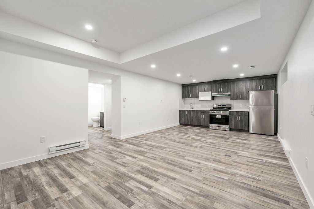 MLS® A2256203 - 8 Evansdale Way NW in Evanston Calgary, Residential