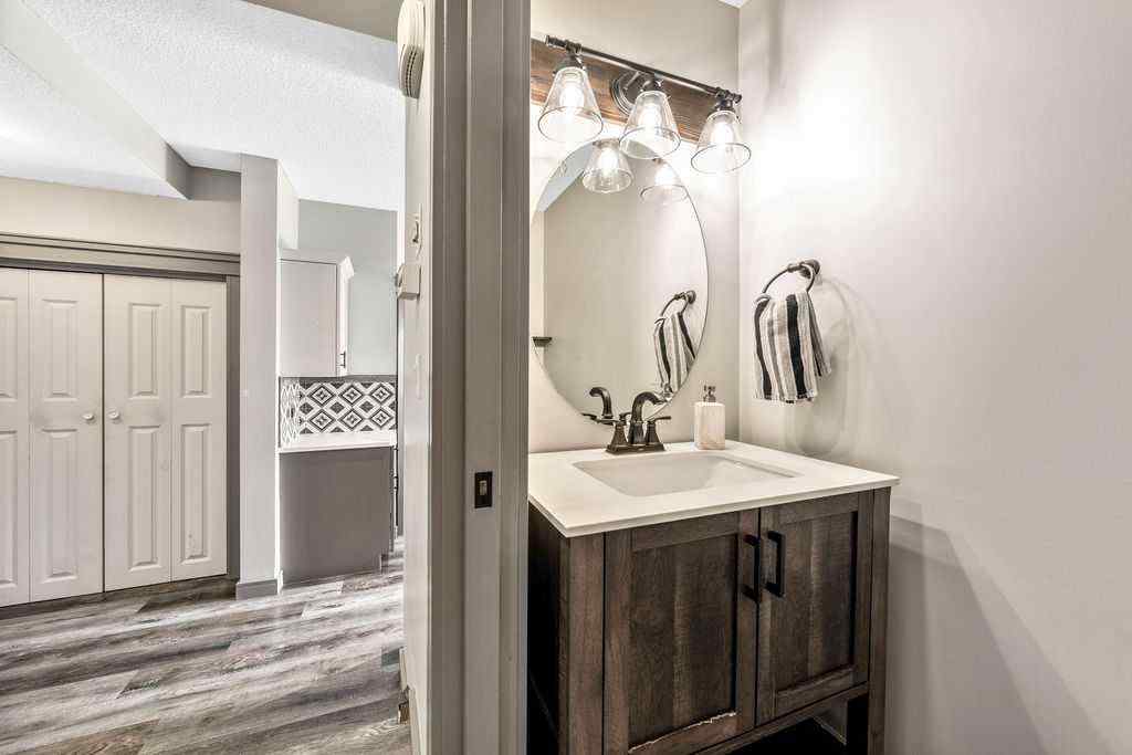 MLS® A2256203 - 8 Evansdale Way NW in Evanston Calgary, Residential