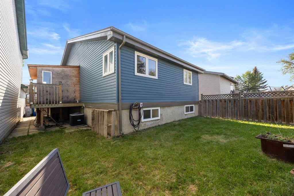 MLS® A2256207 - 226 Windsor Drive  in Thickwood Fort McMurray, Residential