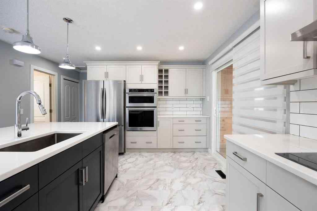 MLS® A2256207 - 226 Windsor Drive  in Thickwood Fort McMurray, Residential